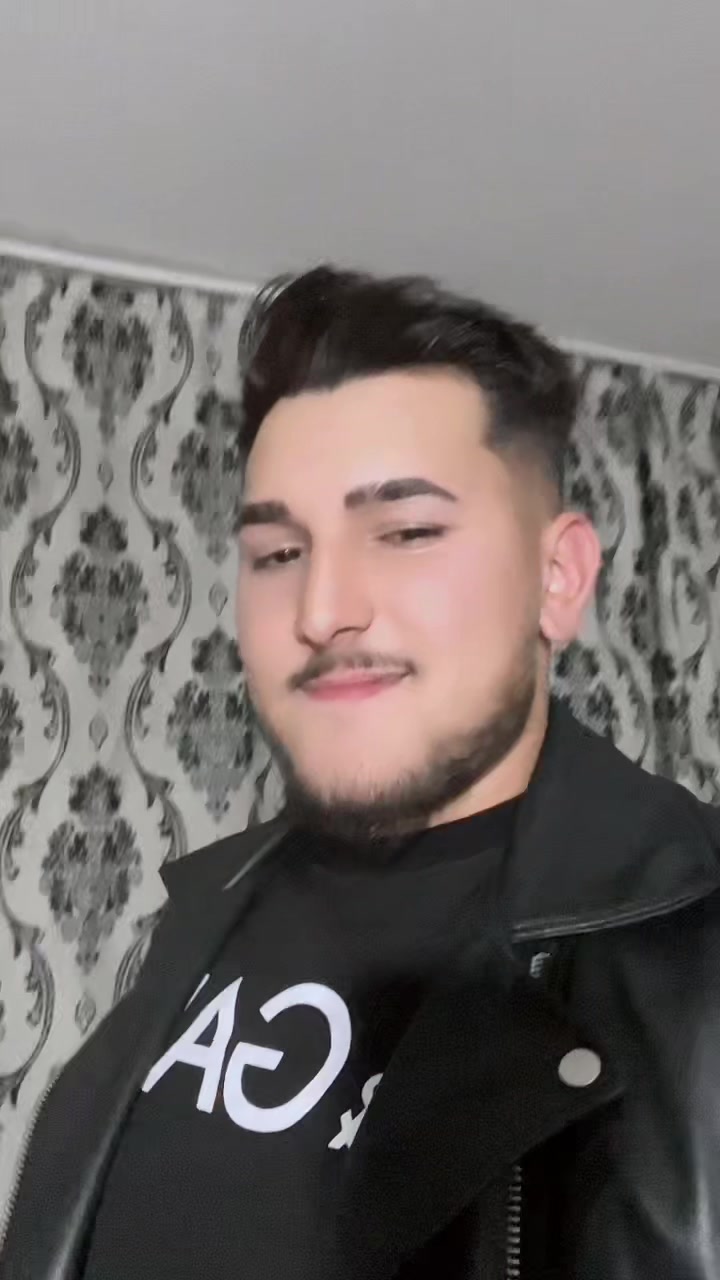 @Mir🤍