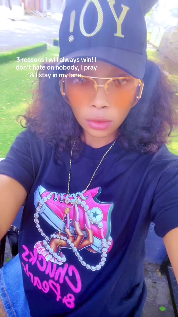 @Prettychocolate🦋