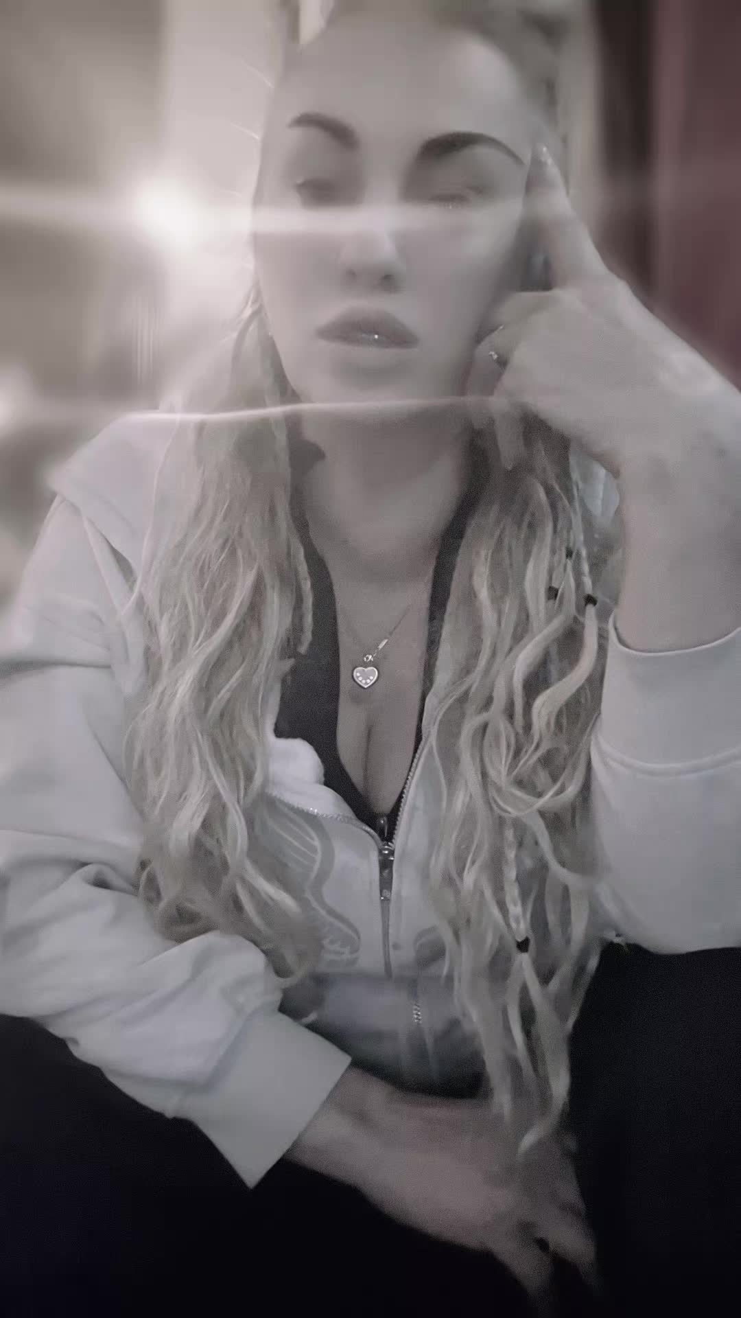 @KabraAnna