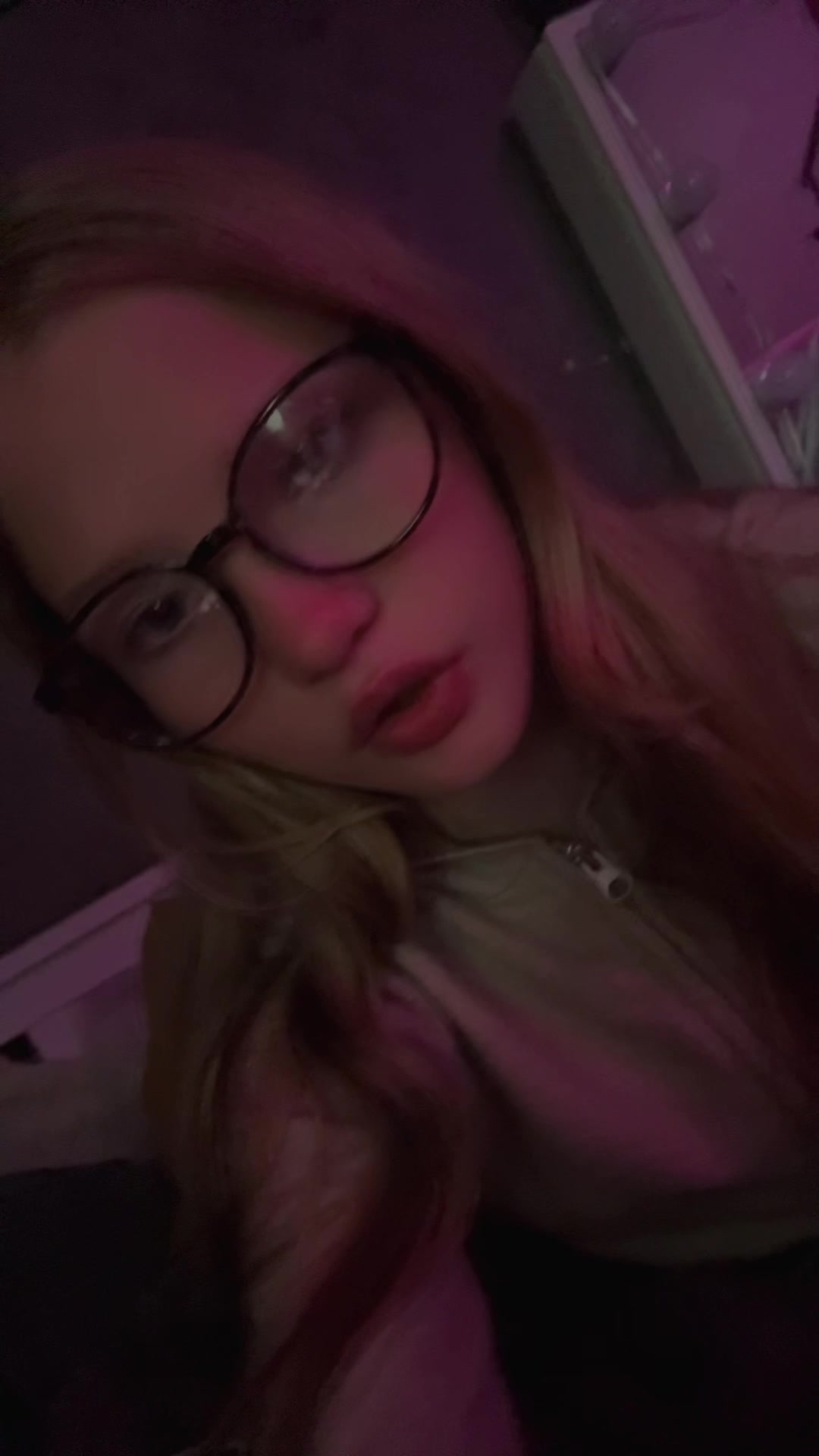 @Alisia