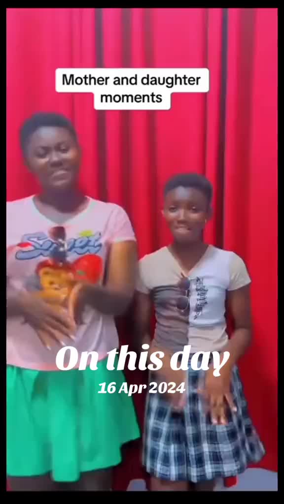 @JUNIOR ASANTEWAA BA🇬🇭