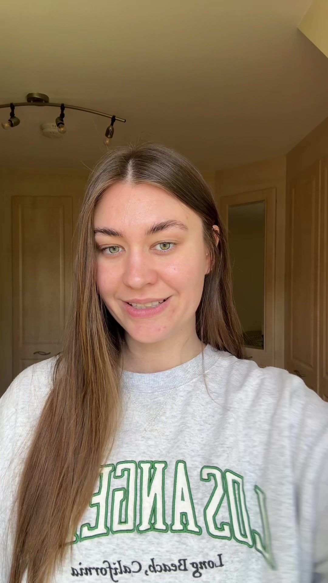 @sammienicole