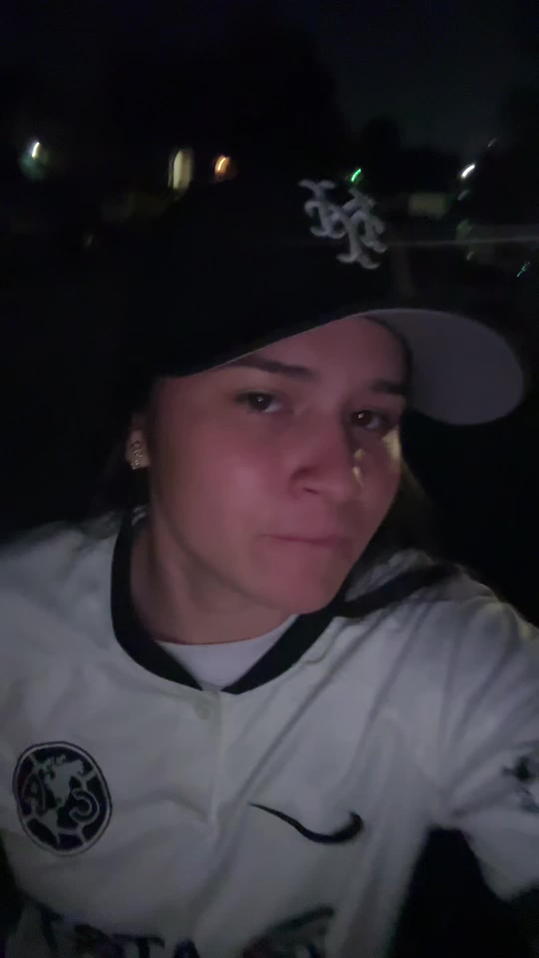 @isabella