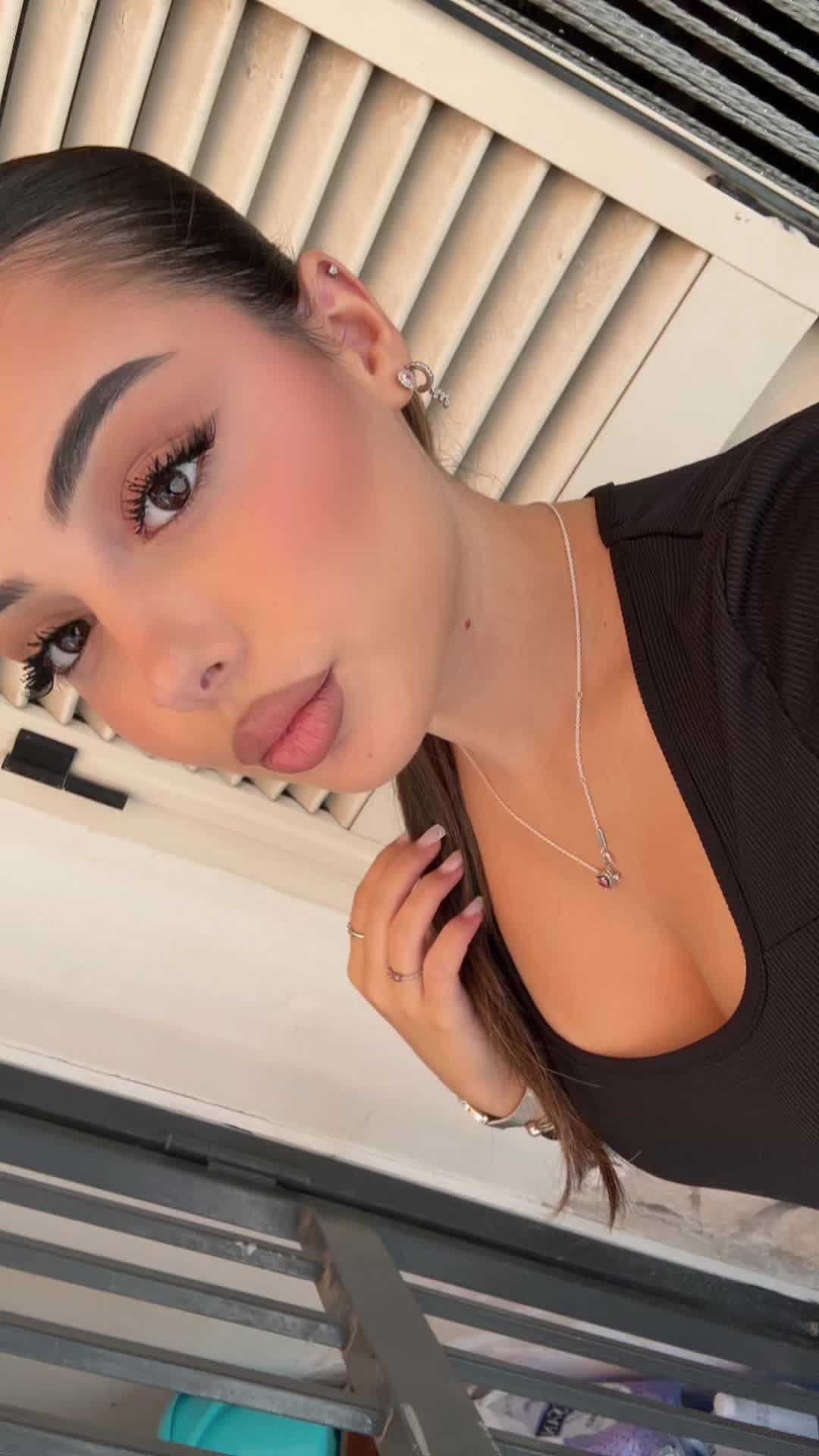 @𝓮