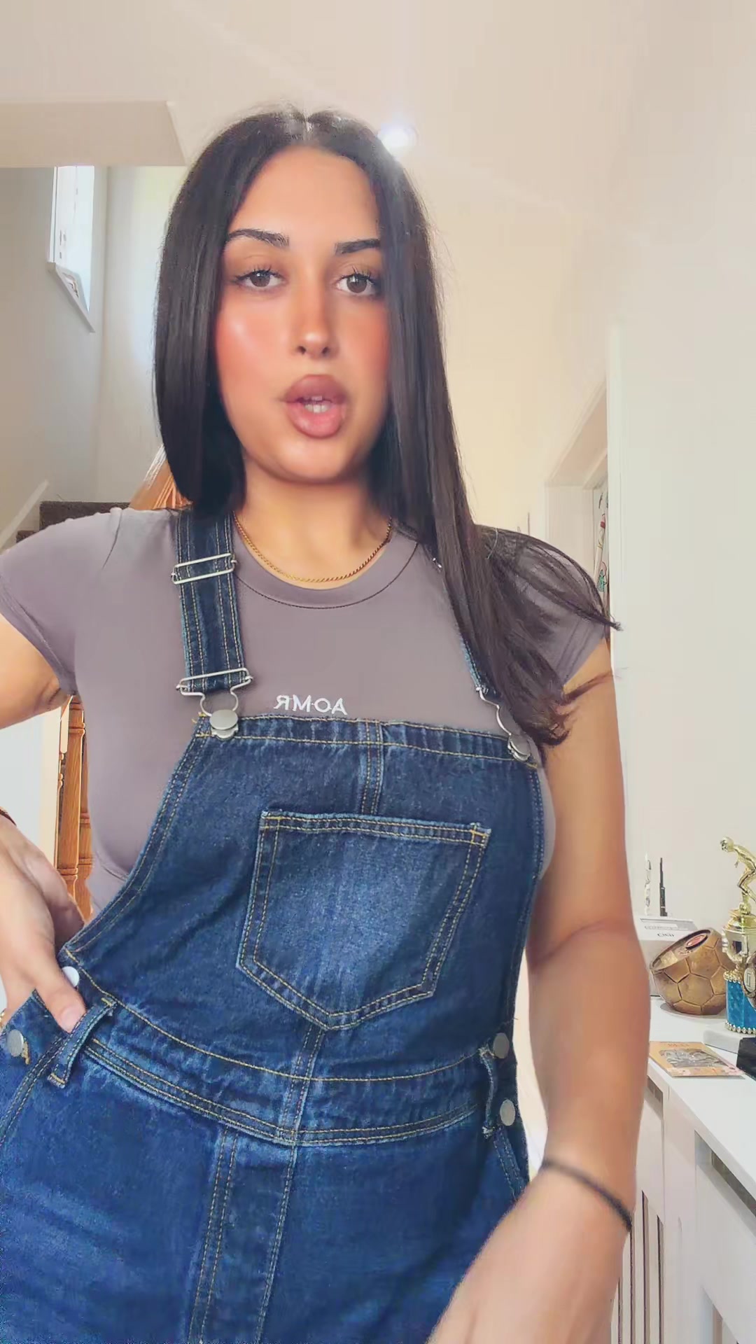 @justgabriela