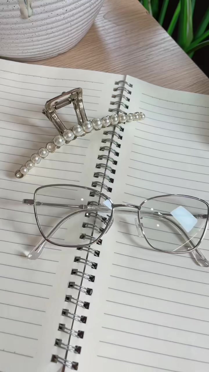 @Design Glasses