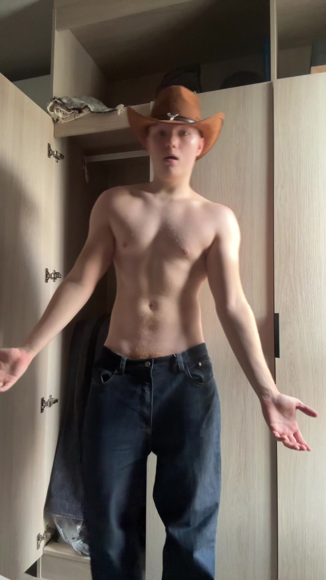 @๐๐๐ก๐ ๐๐ก ๐๐๐ข