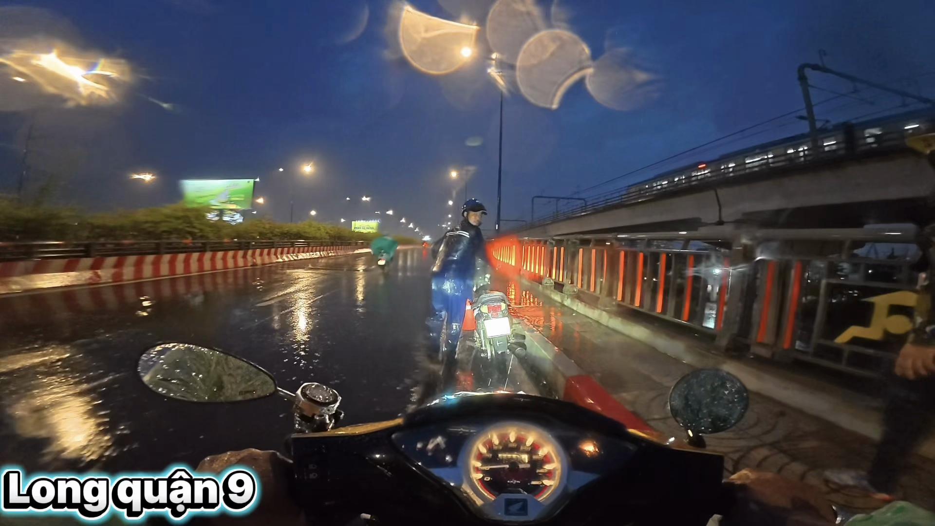 @Long Quận 9