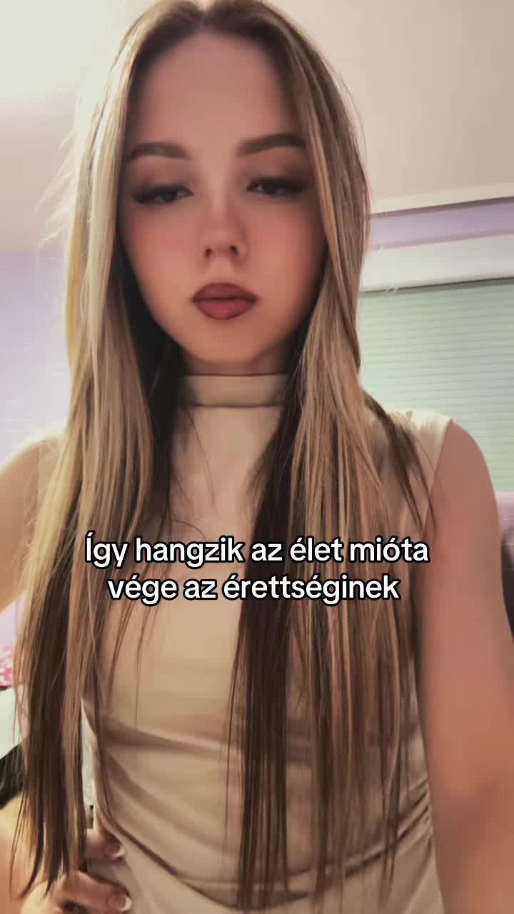 @Boglárka🎀