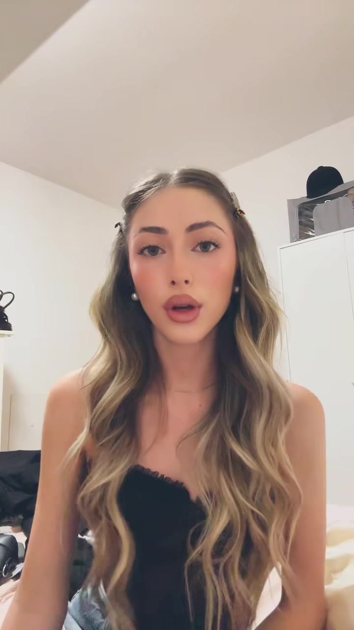 @elisa.ferrettii