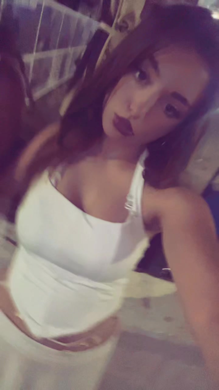 @Yllza