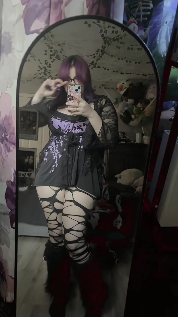 @Dead_hamster_puxxy