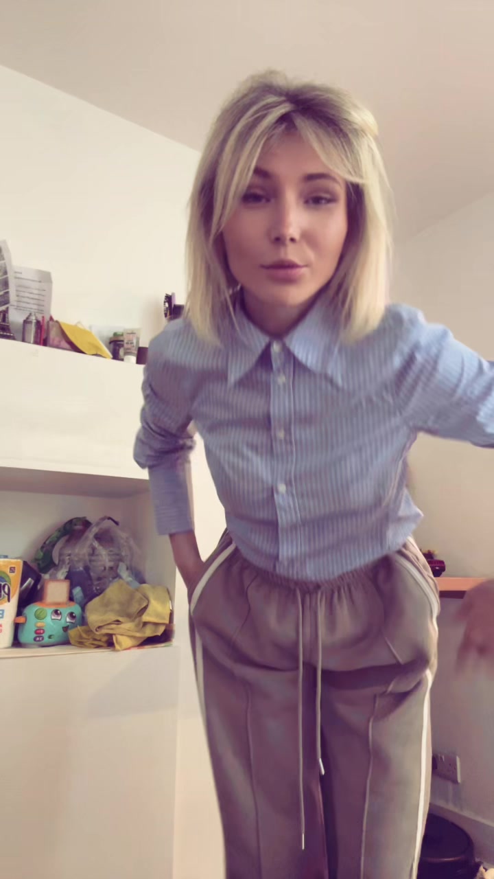 @Лена