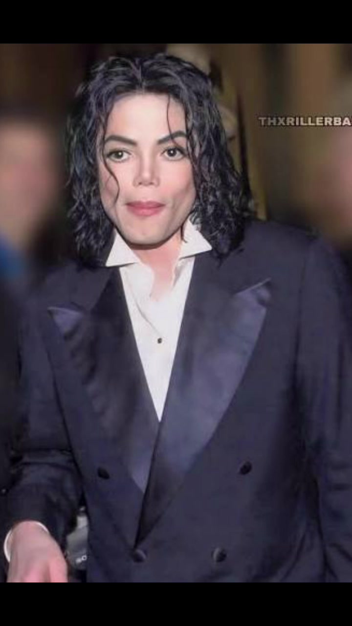 @MJ 🕺❤️🎵🌻