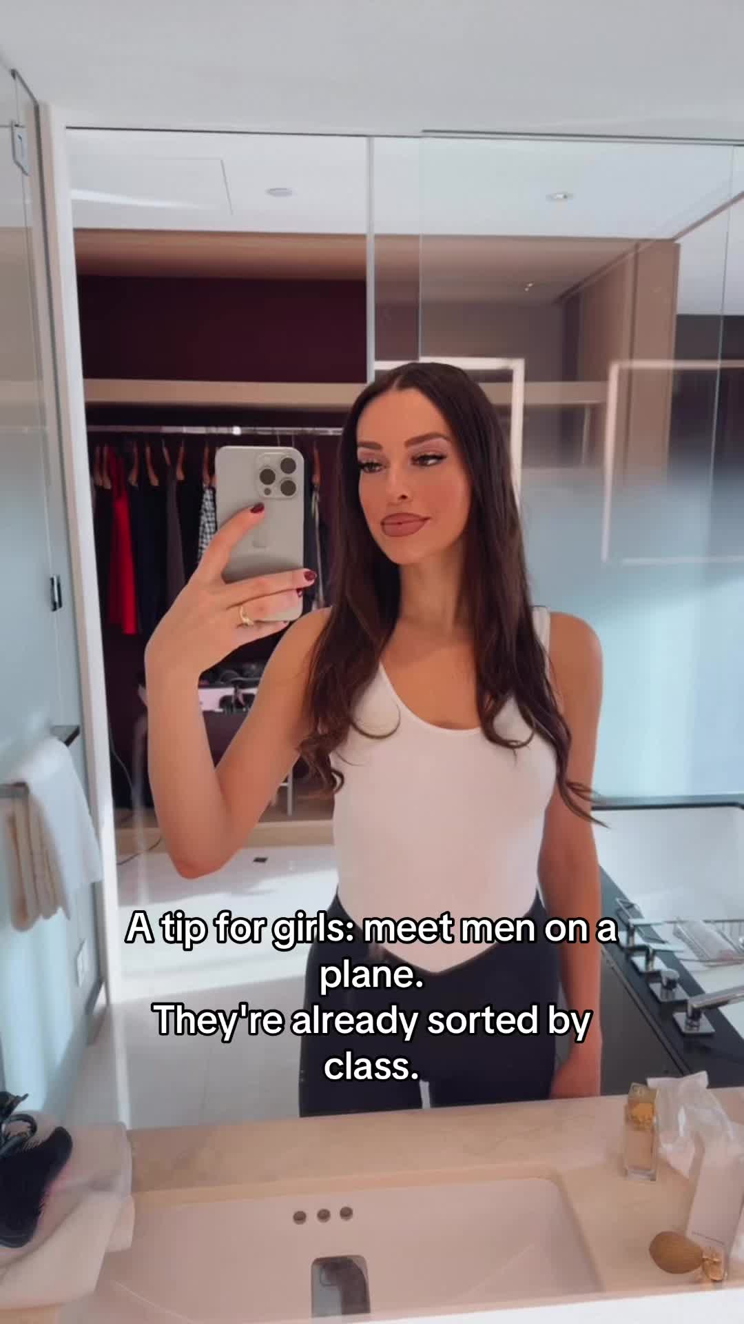 @styliana Charalambous
