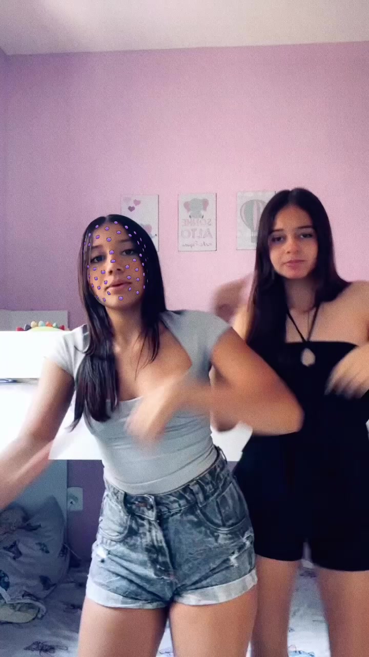@y.alv3sz