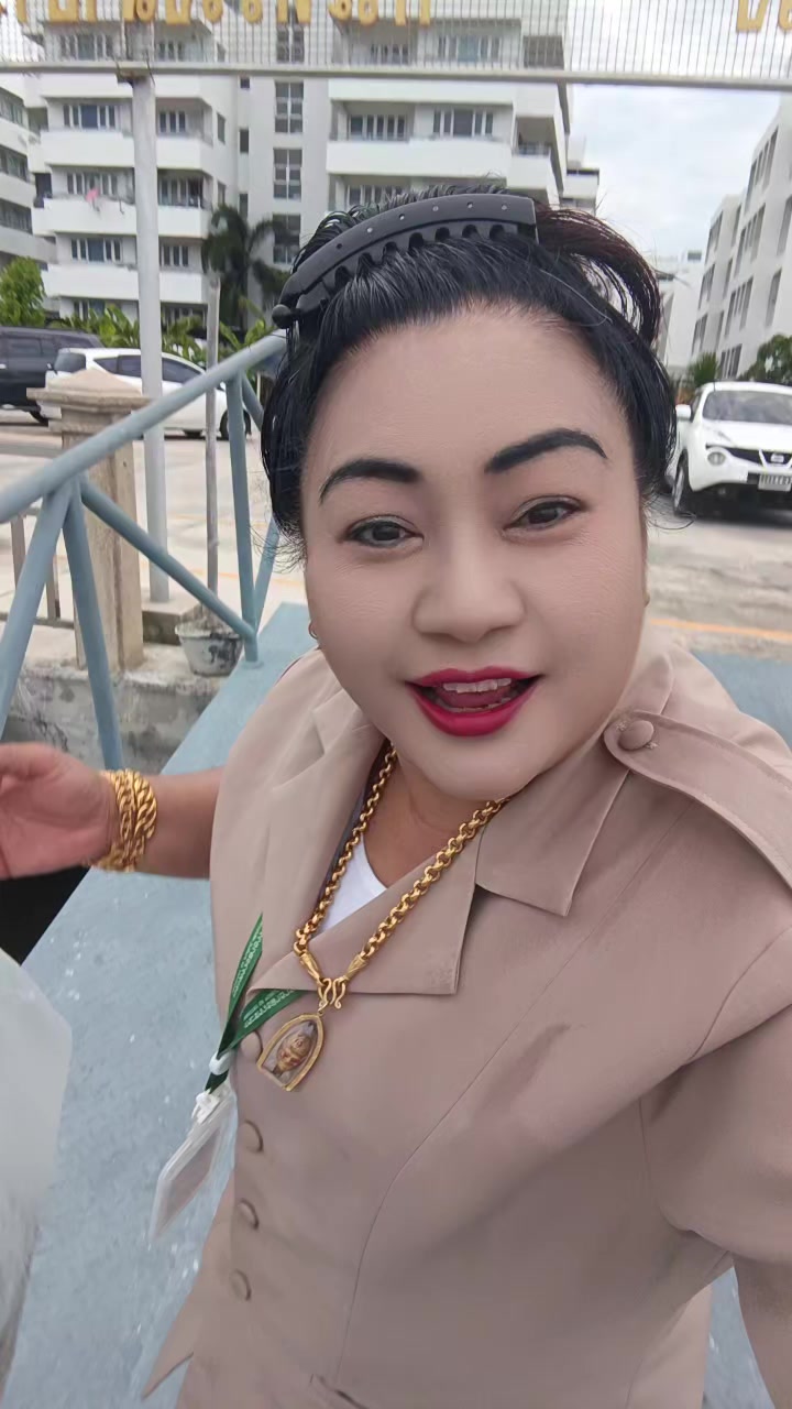 @ชุลีพร ใจเย็น