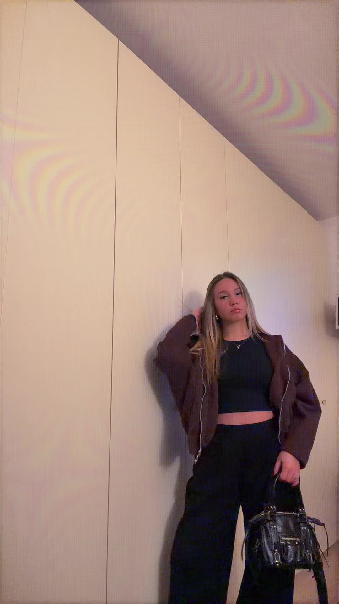 @𝐹𝐿𝐴𝑉𝐼𝐴 𝐷𝐼𝐹𝐼𝑁𝑂🪽