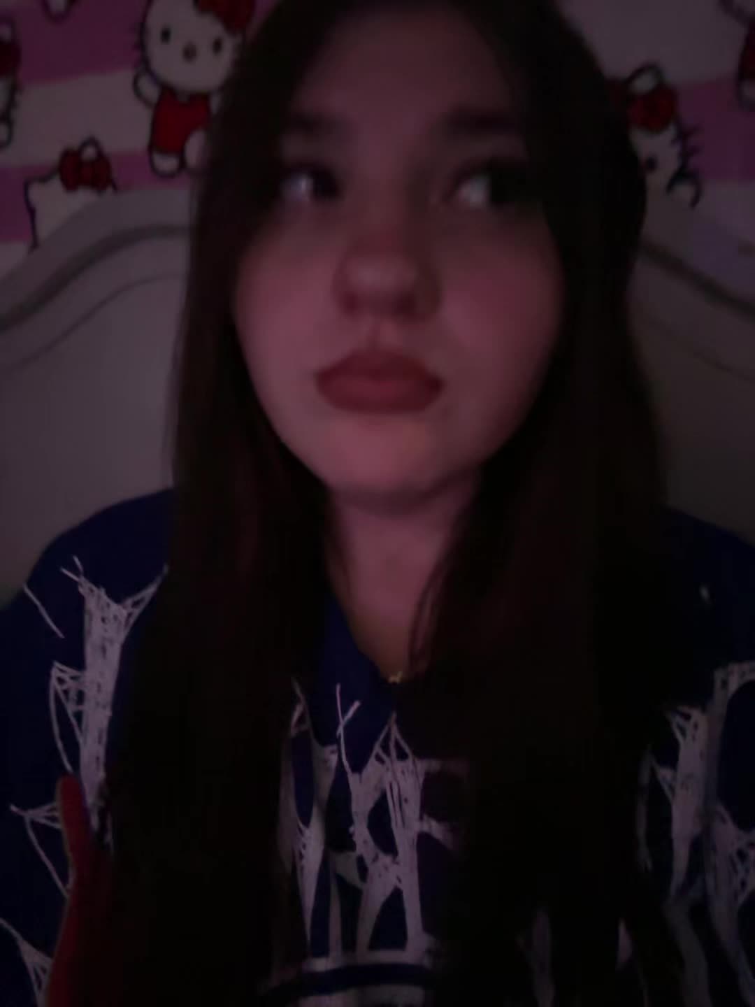 @🖤
