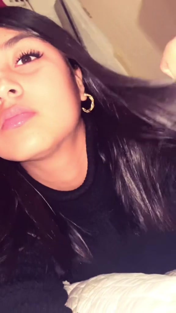 @🦅