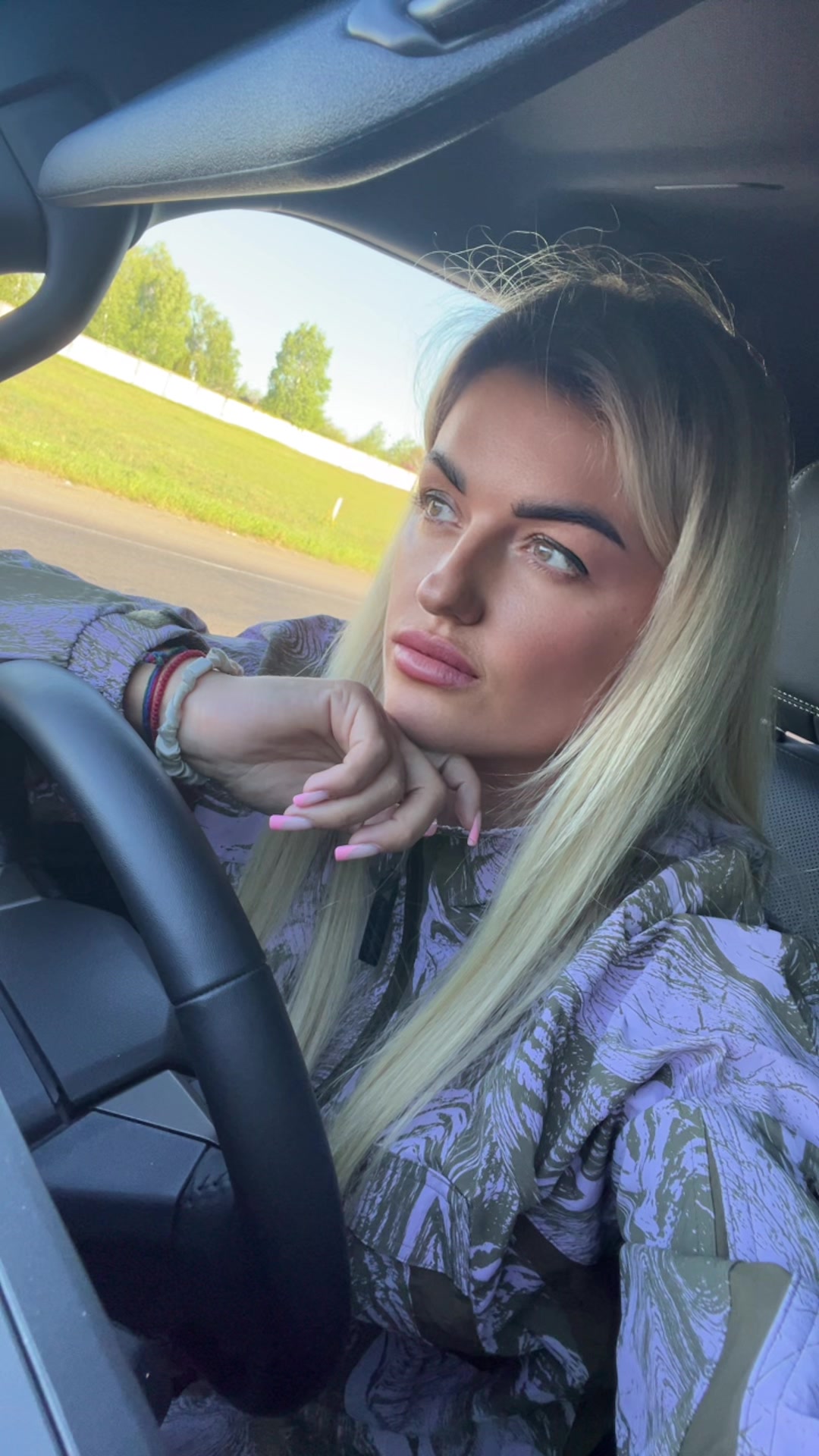 @Nata2808