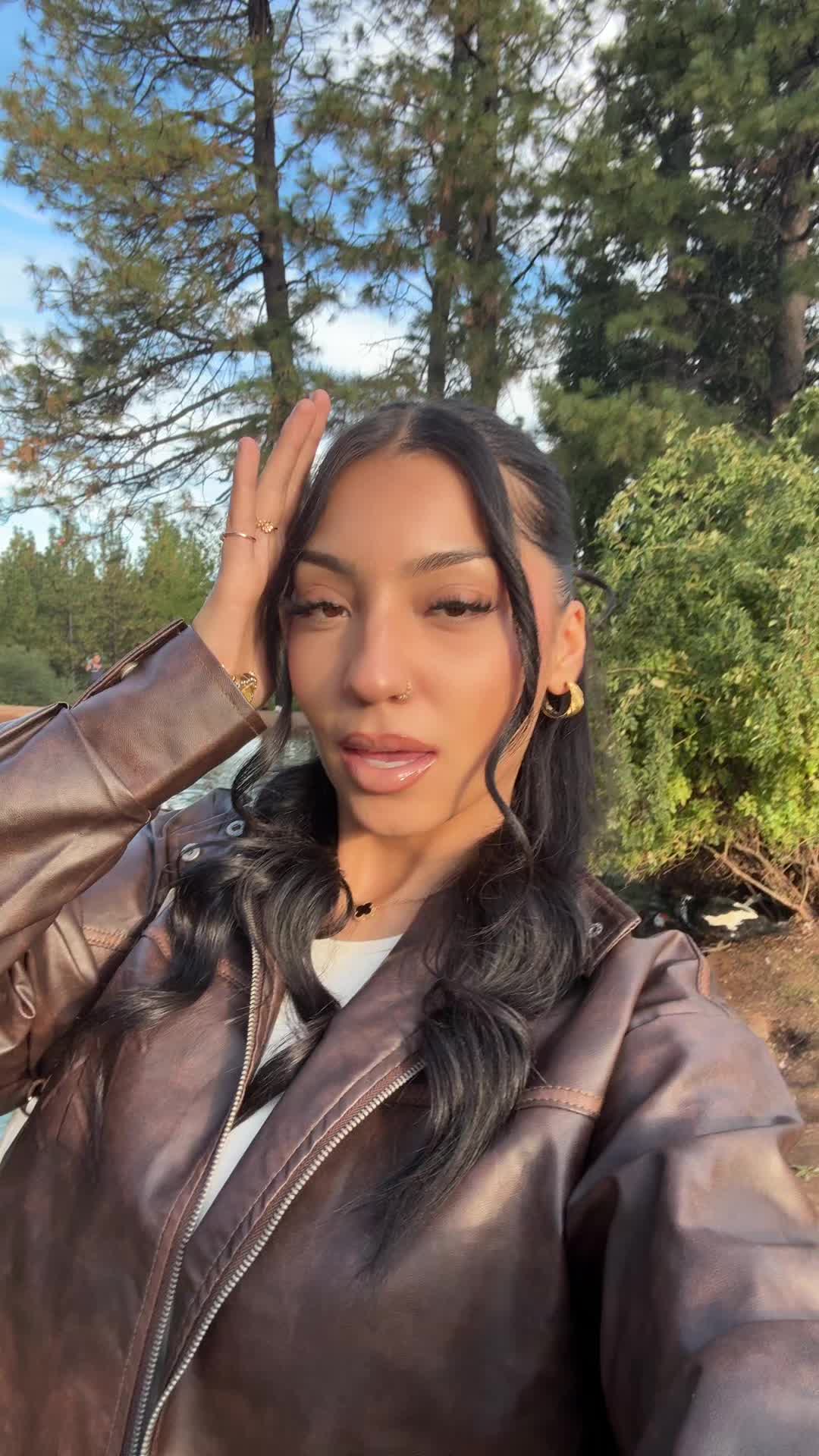 @angelina ᥫ᭡