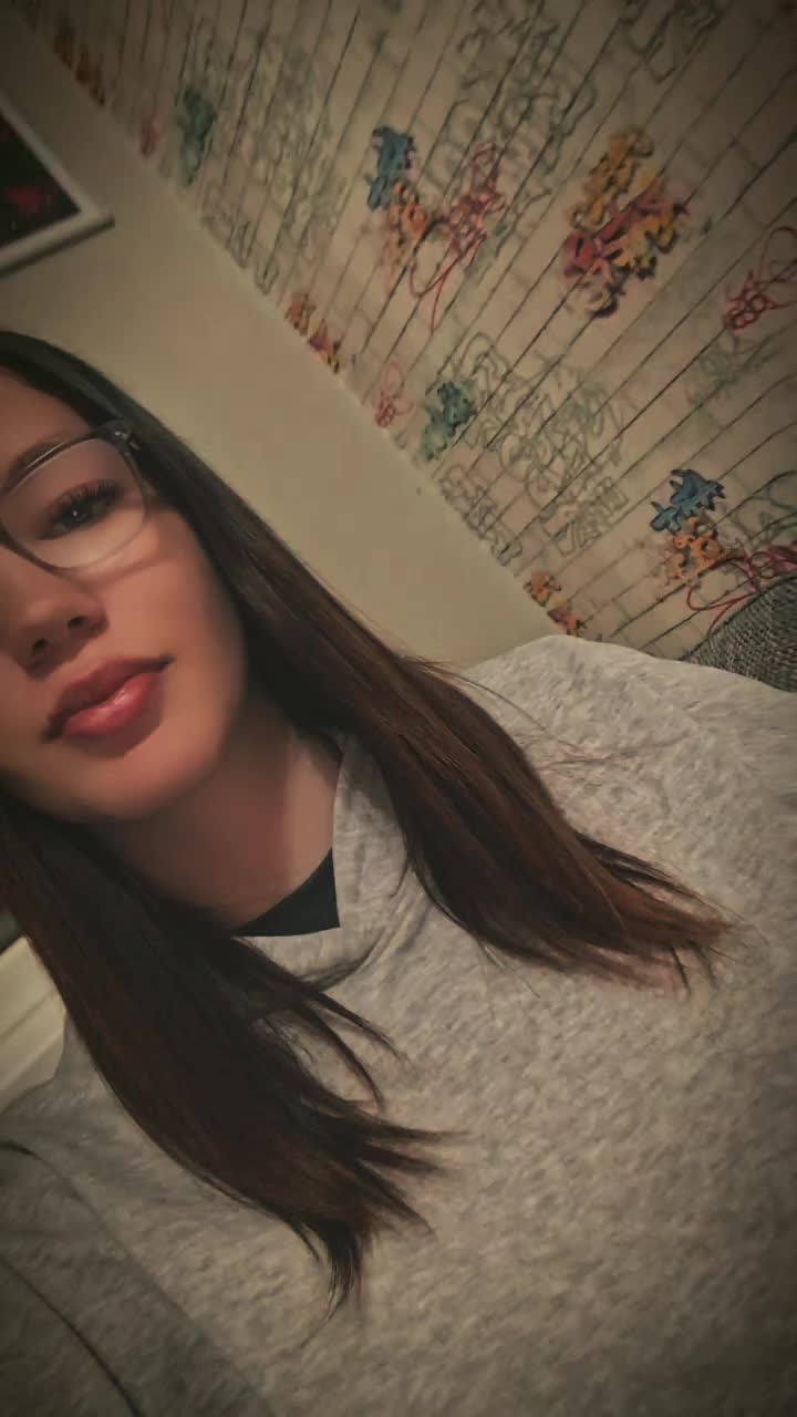 @y0urfavkimi_ brb