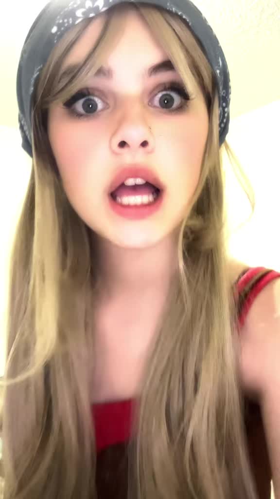@Skadooshnoodle