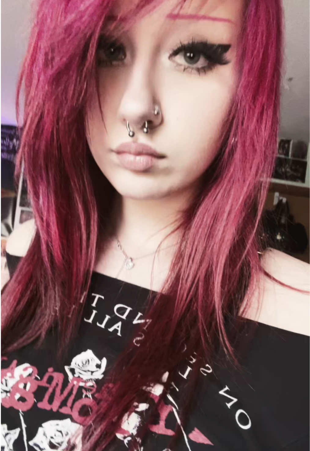 @˚⊹ 𝐡𝐞𝐥𝐞𝐧𝐚 ֺ۪ ✦˚