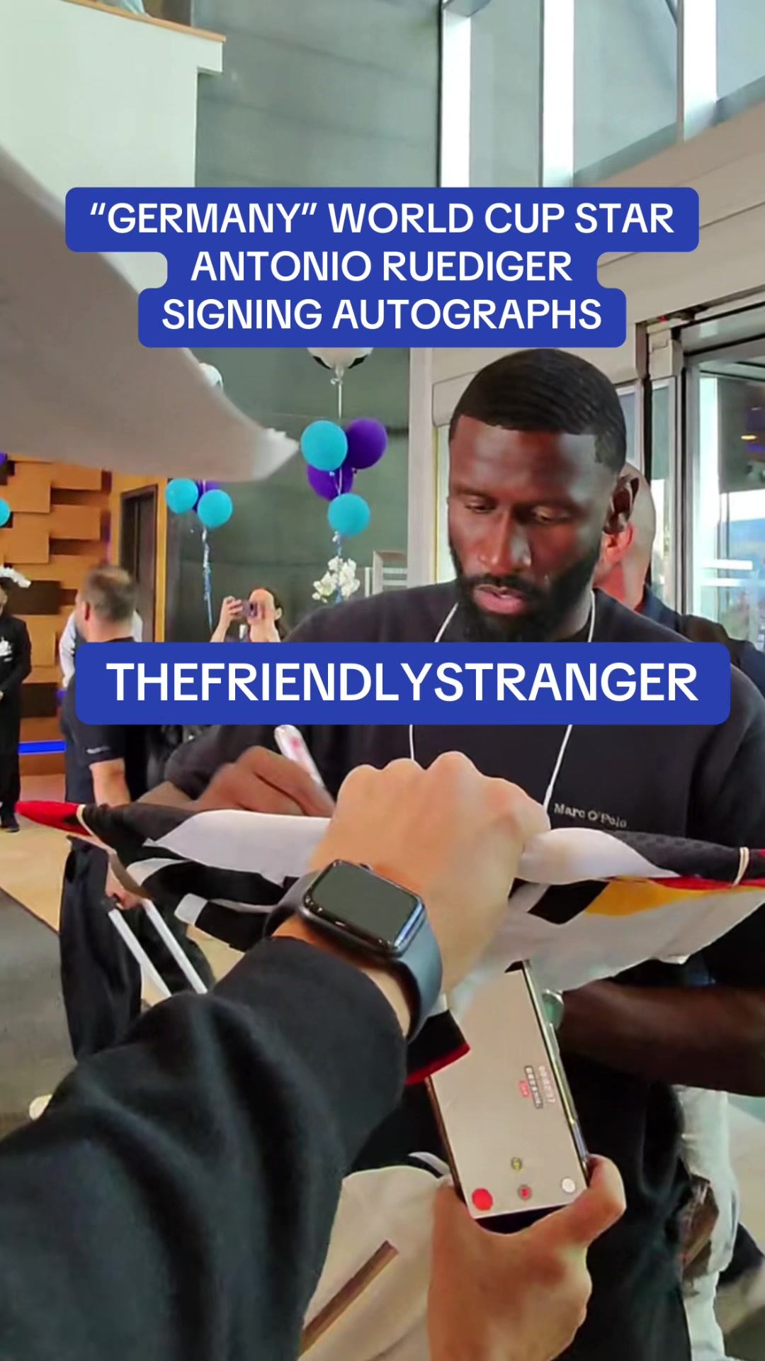 @Thefriendlystranger