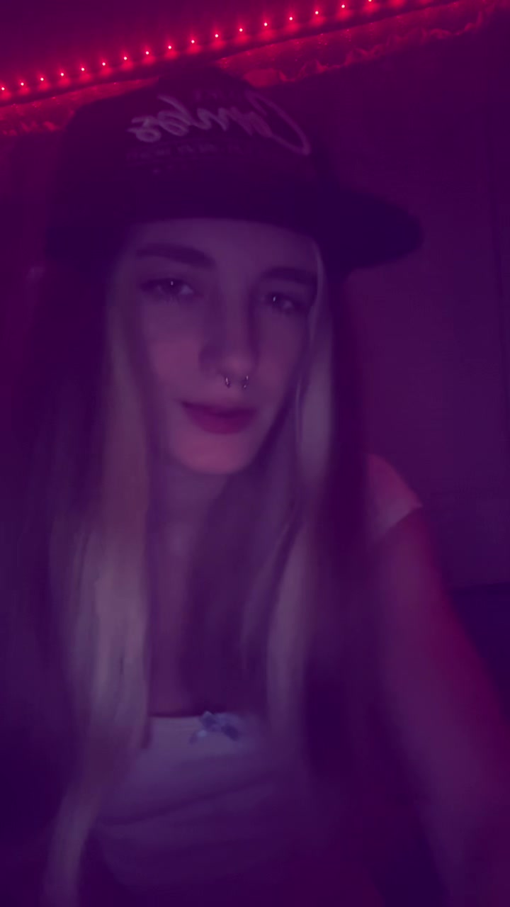@shali_soder🩷🖤