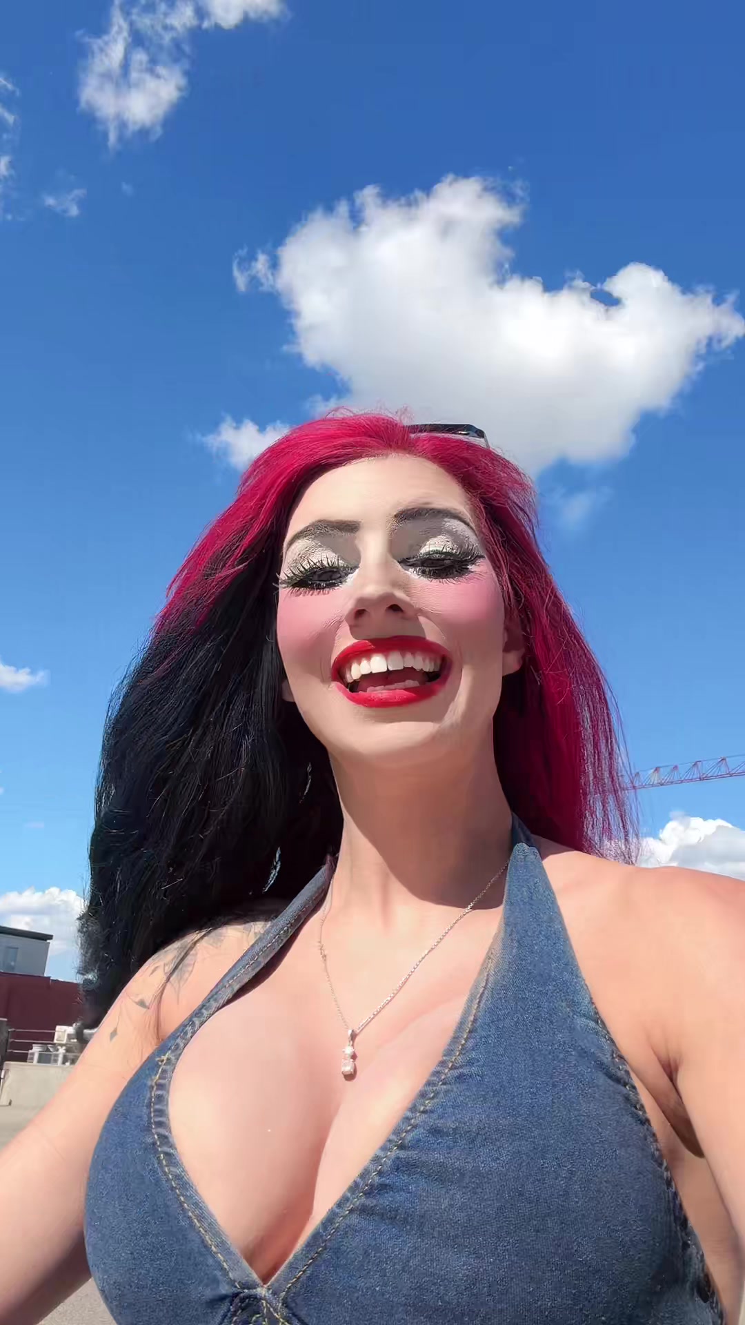 @Kenzie Asylum 🖤