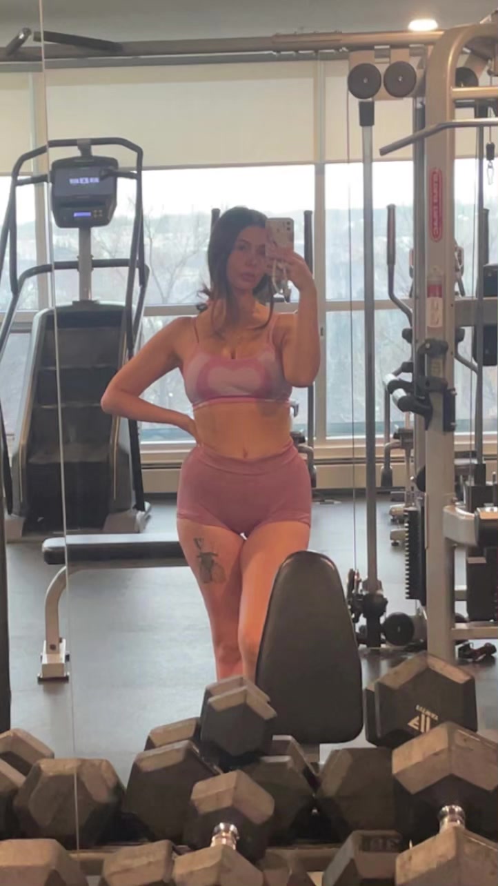 @KoshkaRiley🇨🇦