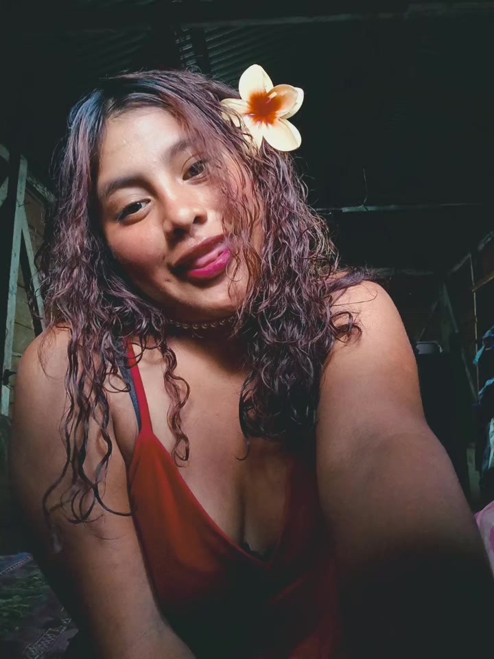 @DANIELA 🌸