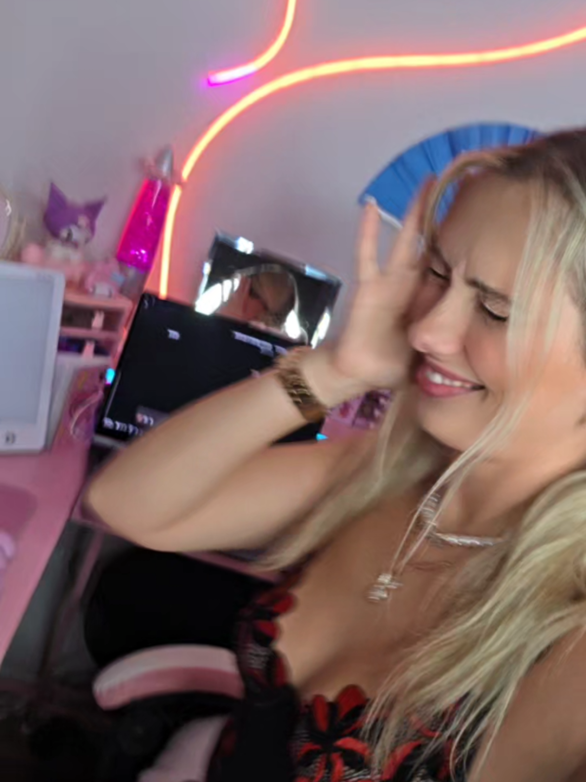 @Sky Pierce