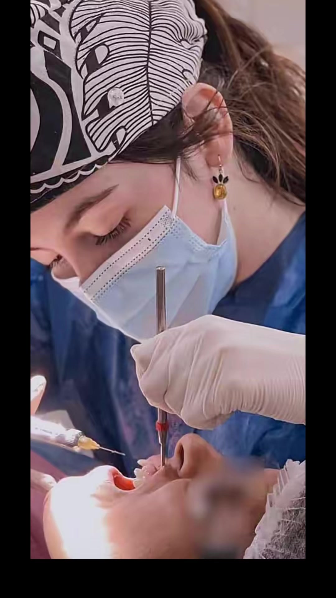 @Dr__Anmoll🦋🦷