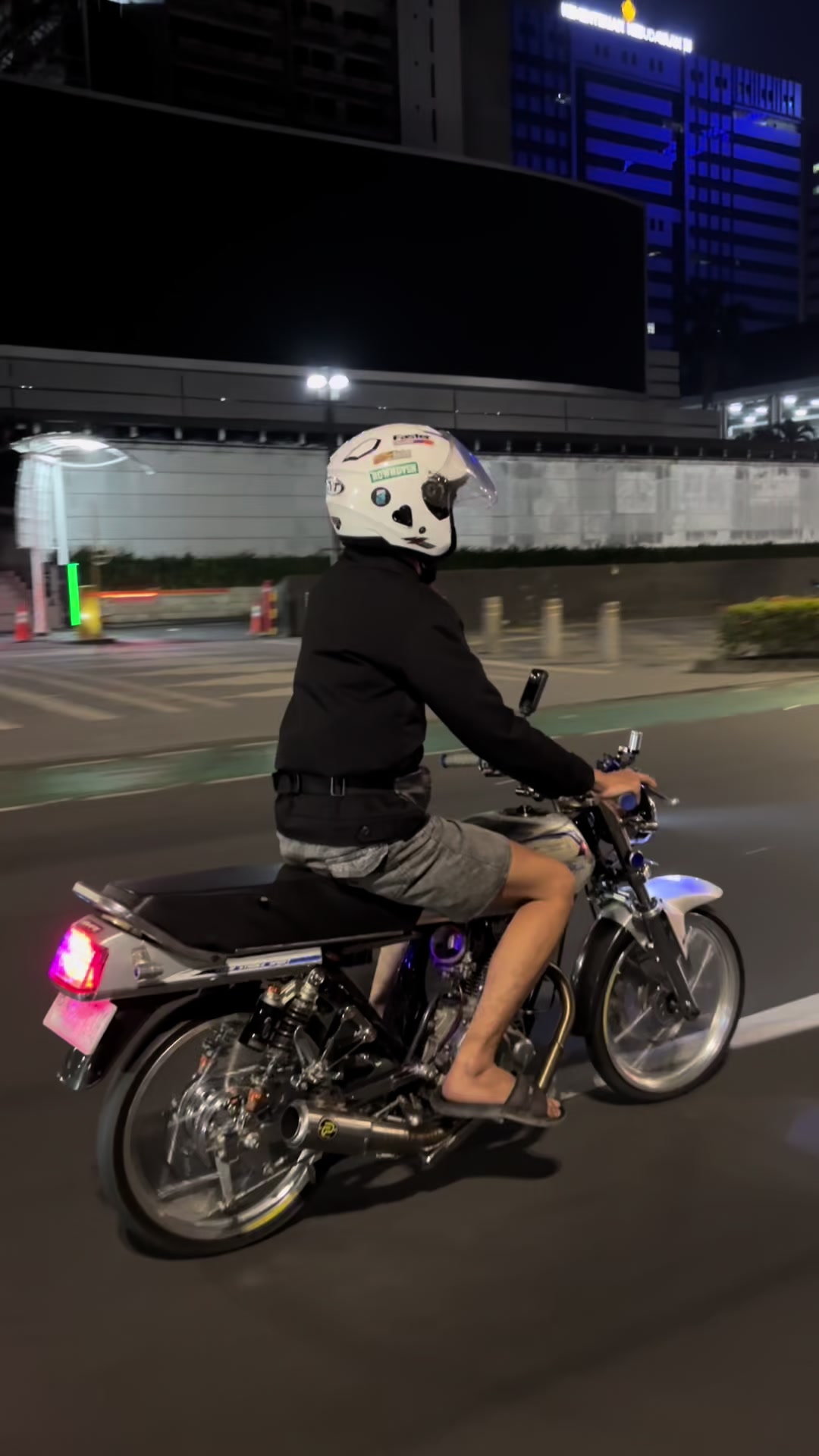 @๐ข๐ท๐ฎ๐ป