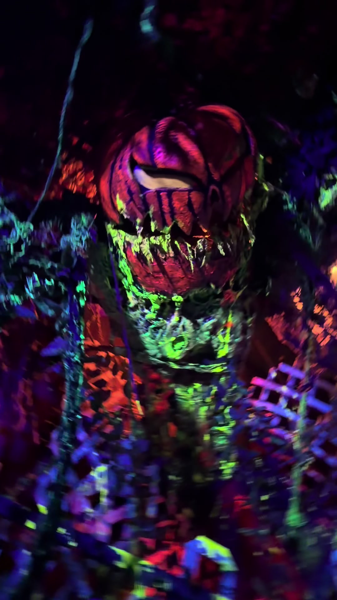 @Freaks_of_HHN