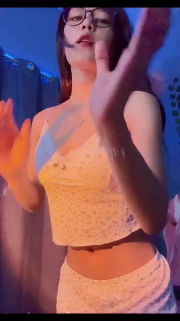 @AwwmantapExc2