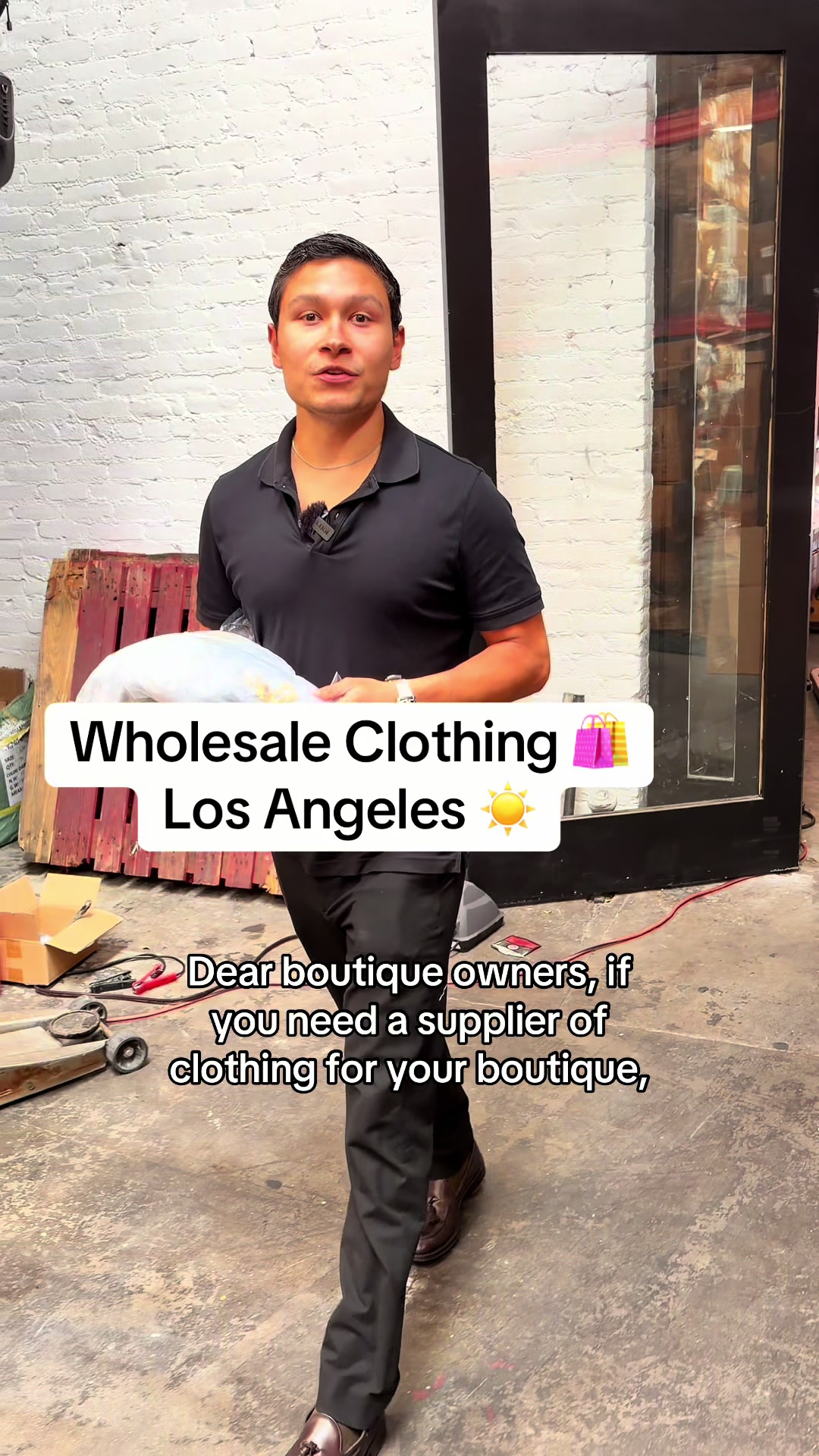 @itoofashion