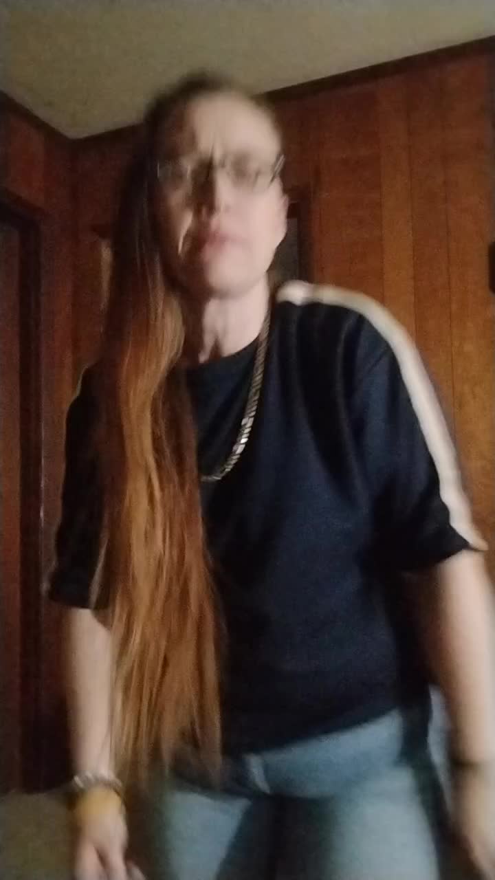 @$mokahontas 💯💚💨