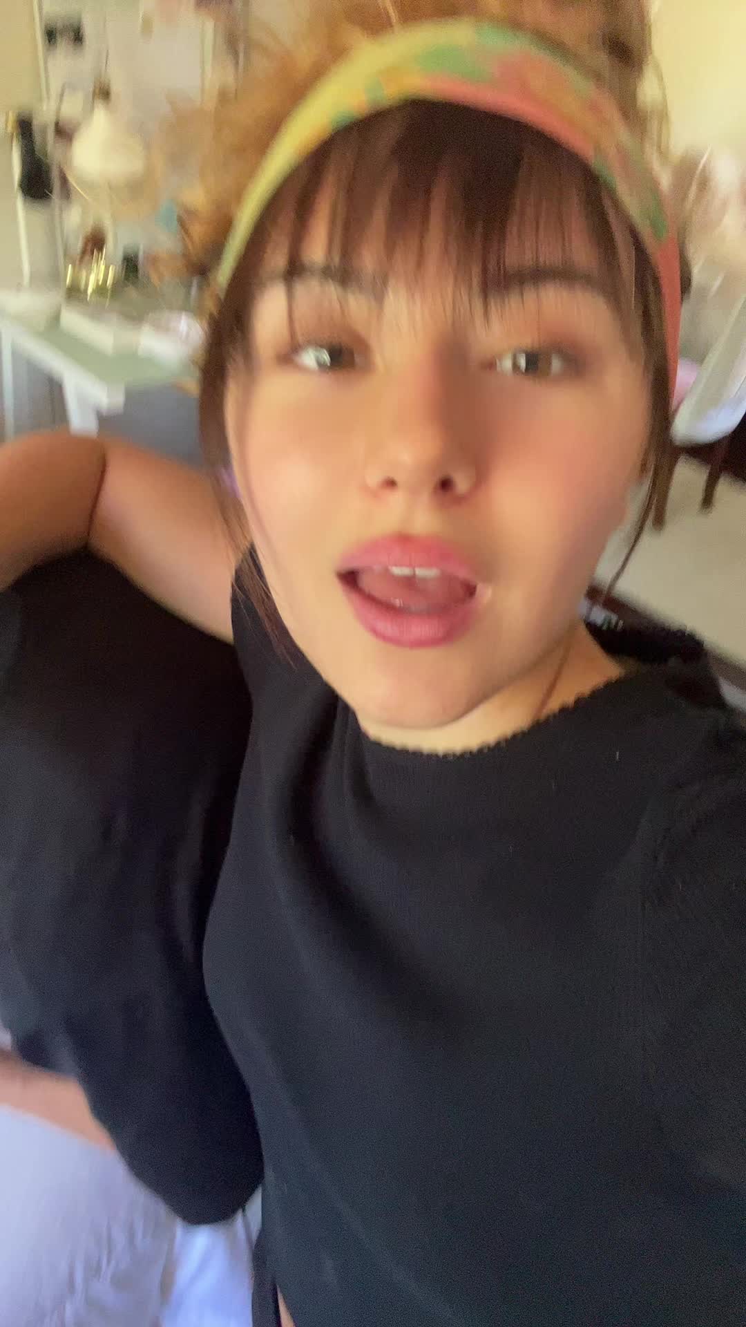 @olivia