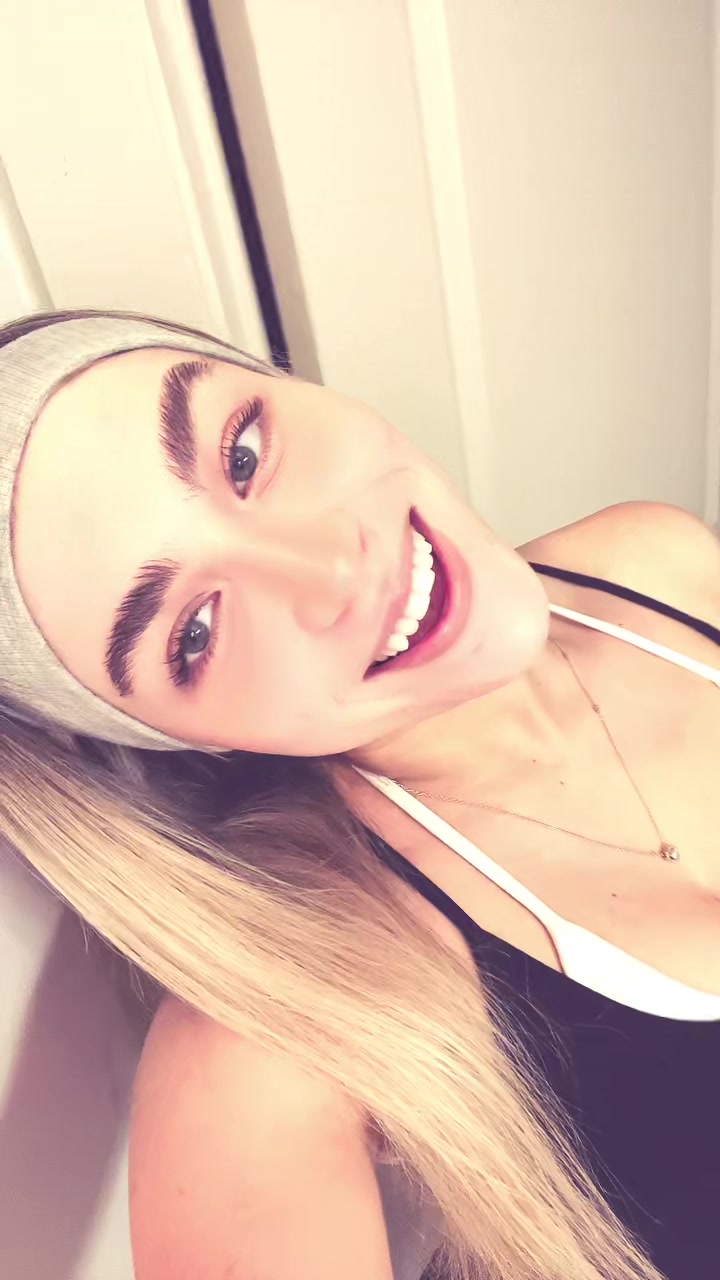 @Valentina