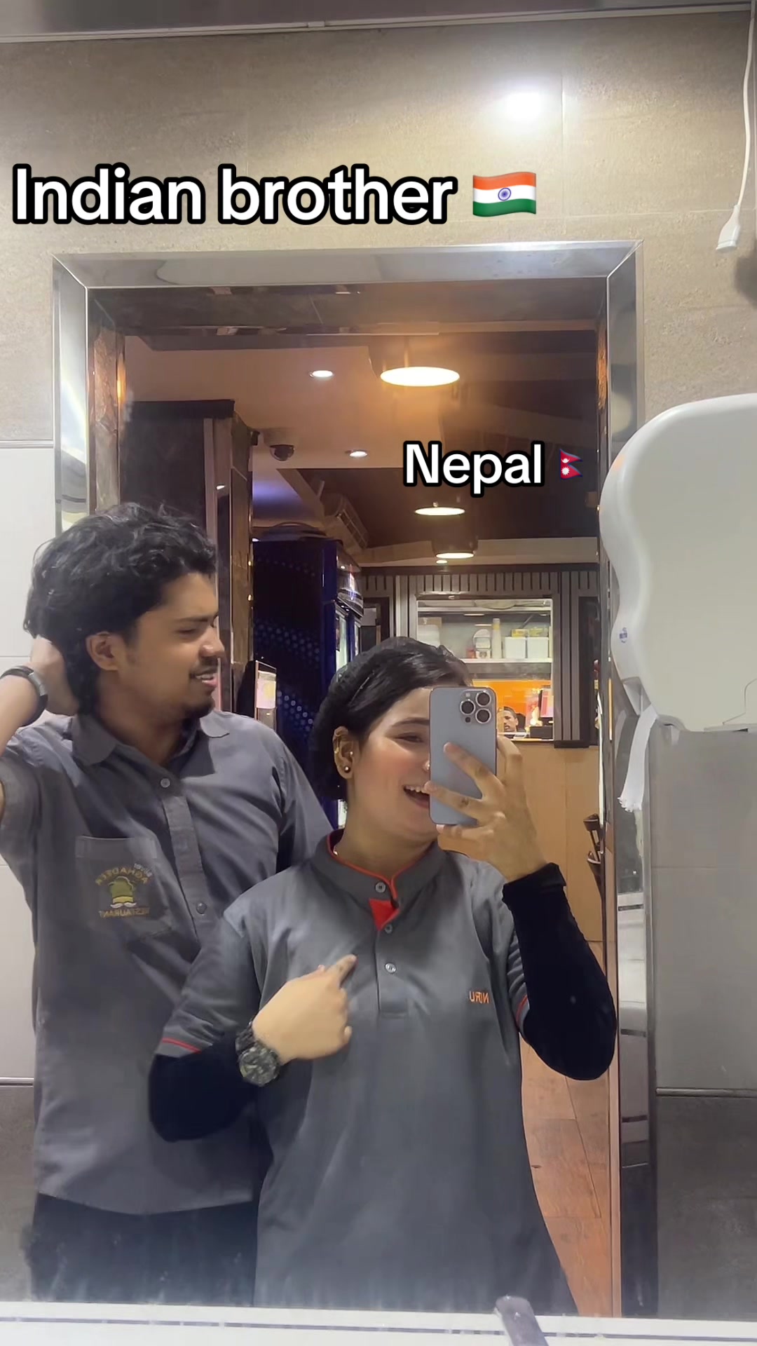 @2003😘