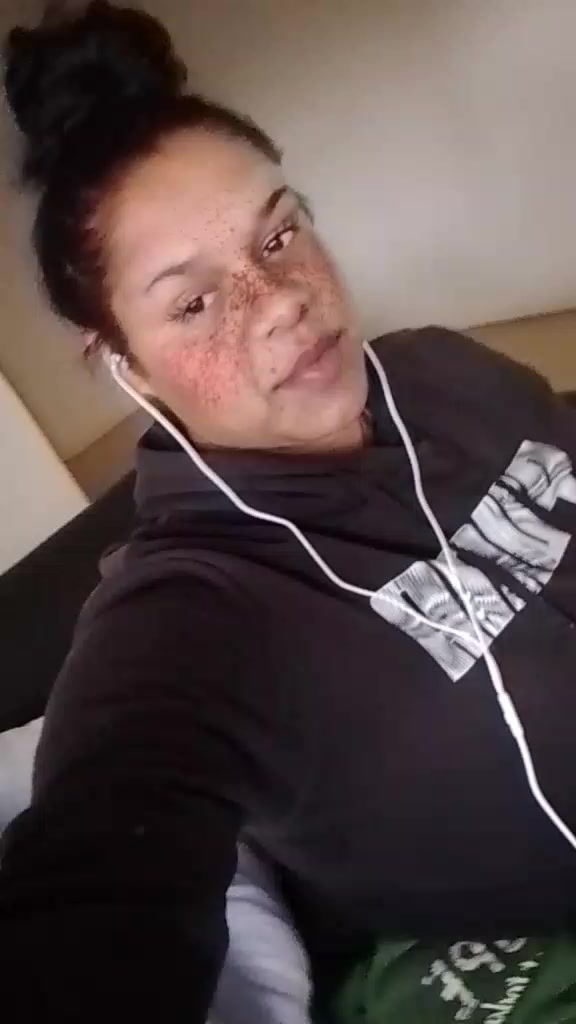 @AylaKyronDrake