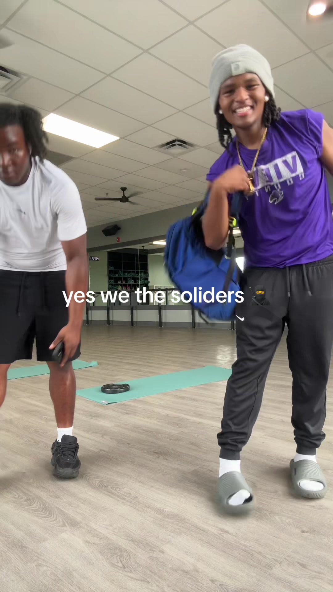 @5foot9lyingdreadhead