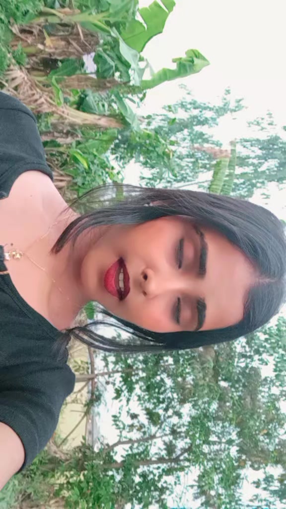 @rakhi thakur🌸🕊️