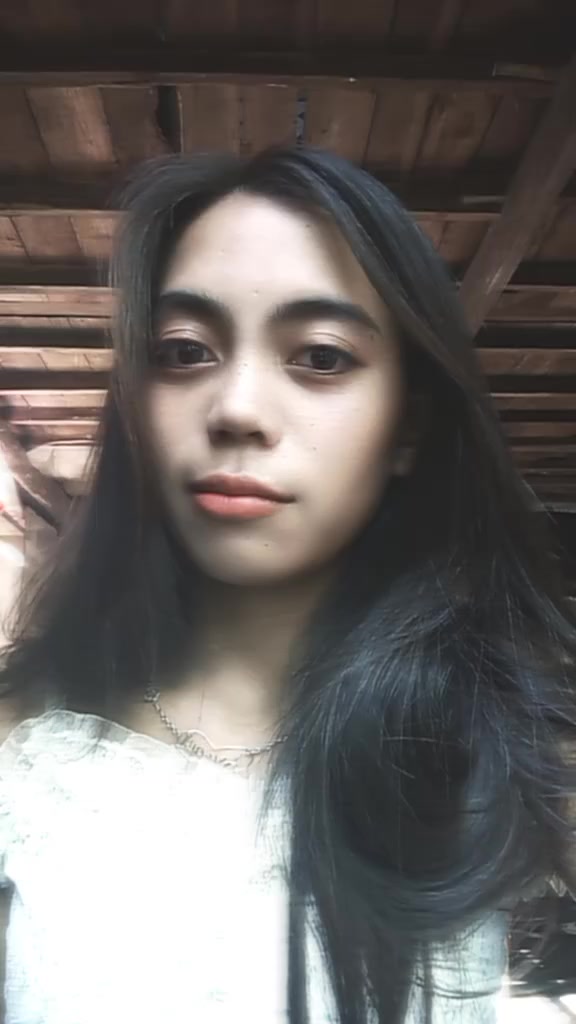 @Ave Q
