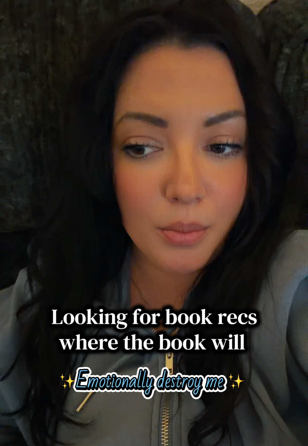 @Danielle Reads 📚☕️ 🧸