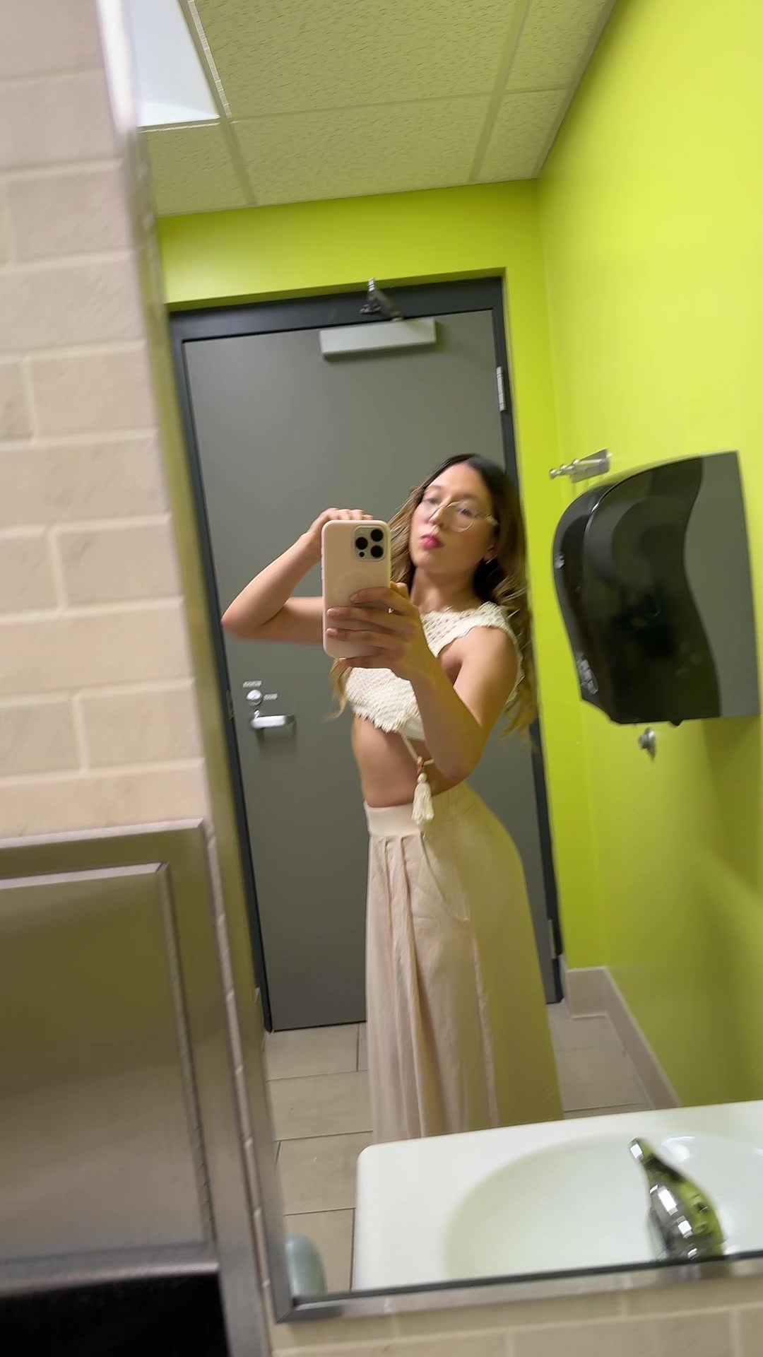 @Itzelballer